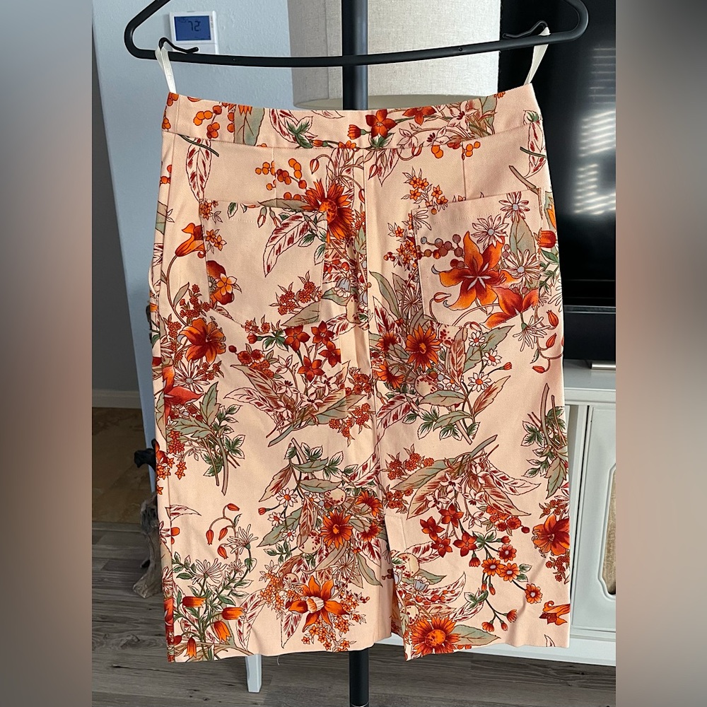 Mid Waist Floral Skirt